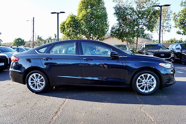 Used 2020 Ford Fusion SE FWD image 7