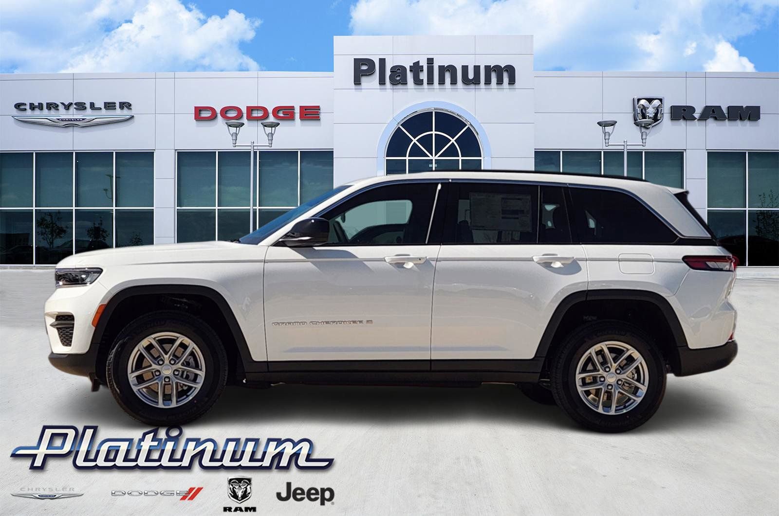 New 2026 Jeep Grand Cherokee Laredo RWD image 3
