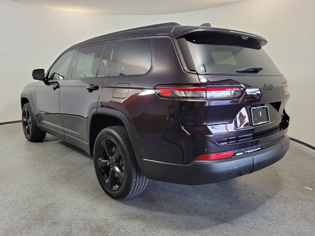 Used 2023 Jeep Grand Cherokee L Limited w/ Luxury Tech Group II RWD image 5