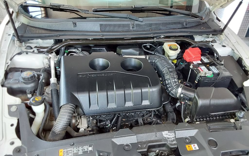Used 2014 Ford Taurus SEL w/ Equipment Group 201A FWD image 22