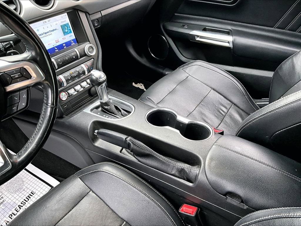 Used 2020 Ford Mustang Premium RWD image 12