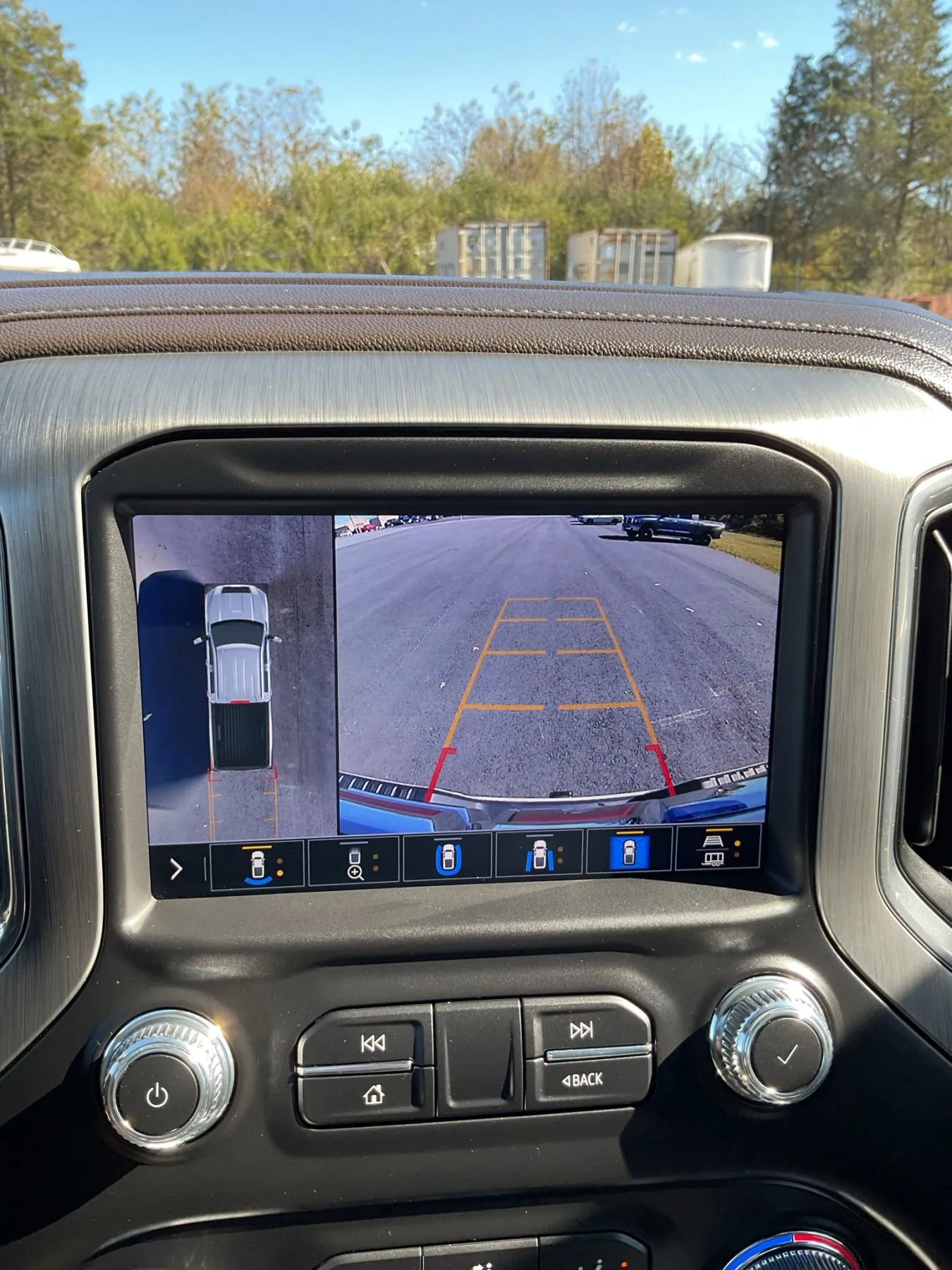 Used 2022 GMC Sierra 3500 Denali w/ Denali Ultimate Package image 34