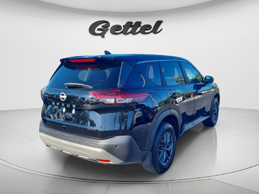 Used 2022 Nissan Rogue S FWD image 5