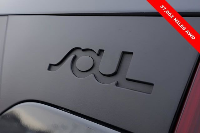 Used 2022 Kia Soul Turbo image 11