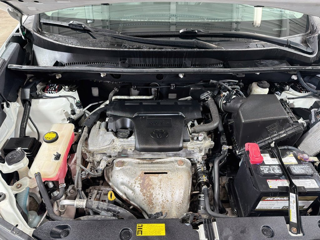 Used 2014 Toyota RAV4 Limited AWD/4WD image 31
