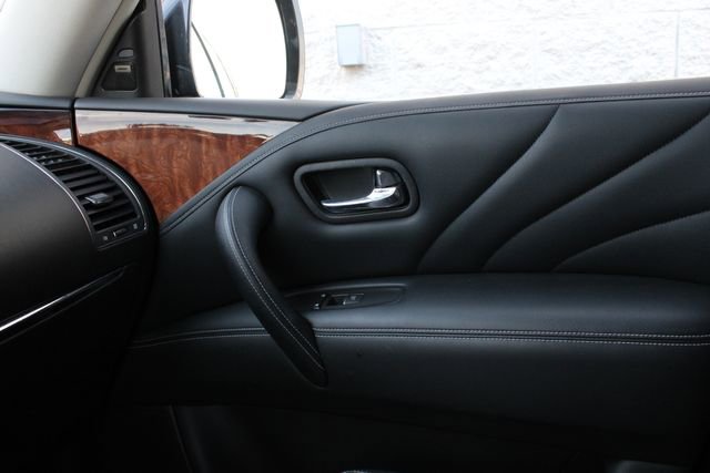 Used 2016 INFINITI QX80 4WD image 23