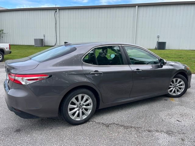 Used 2019 Toyota Camry LE w/ Convenience Package FWD image 6