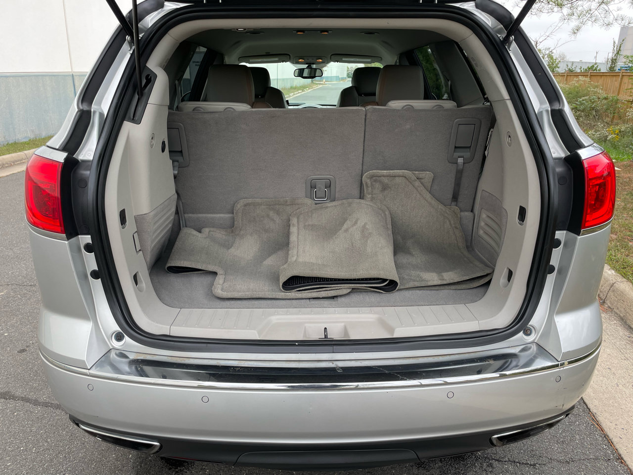 Used 2013 Buick Enclave Leather image 38