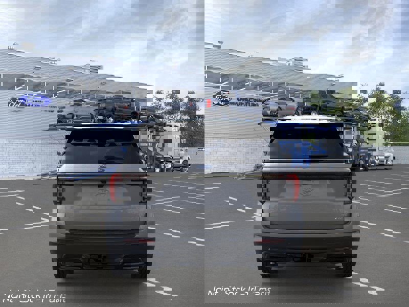 New 2026 Ford Explorer ST-Line image 28