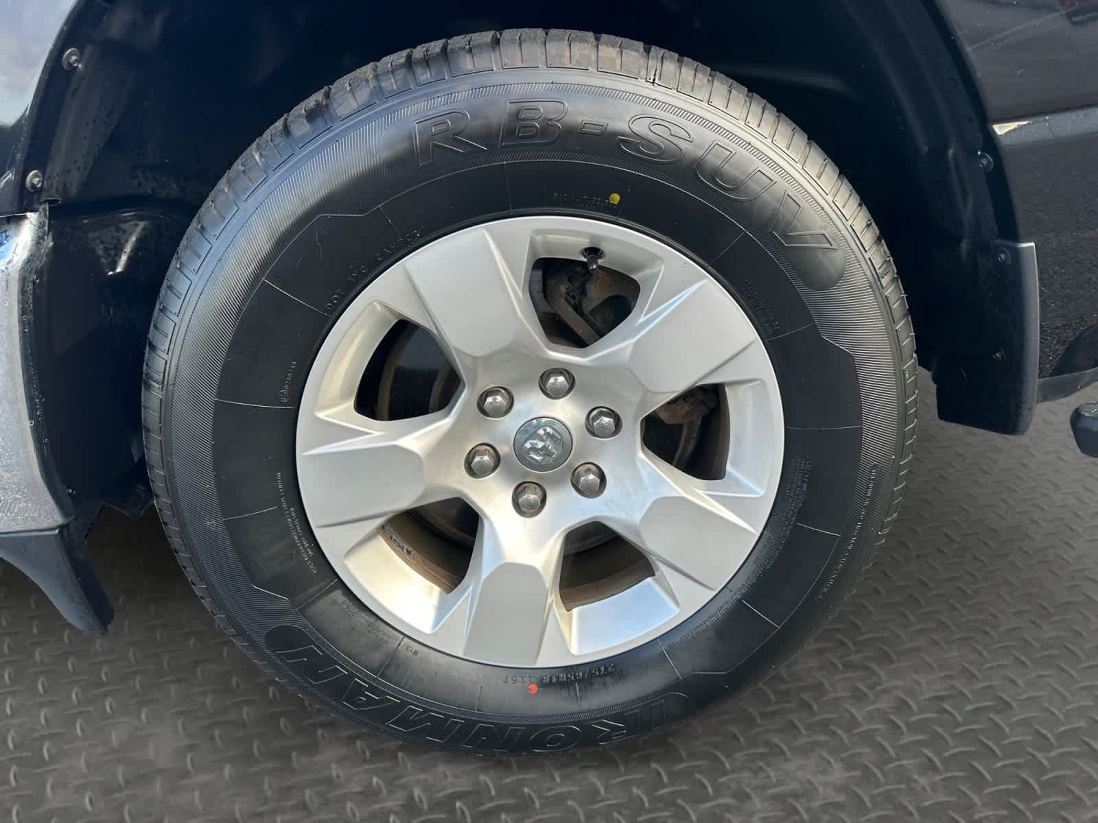 Used 2023 RAM 1500 Big Horn AWD/4WD image 9
