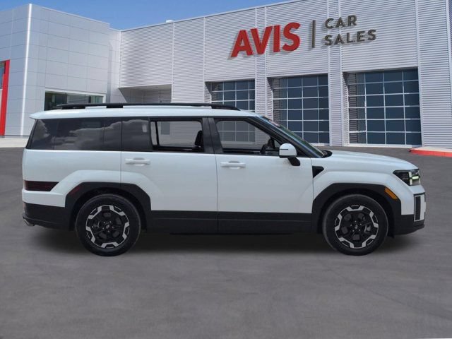 Used 2025 Hyundai Santa Fe SEL FWD image 5