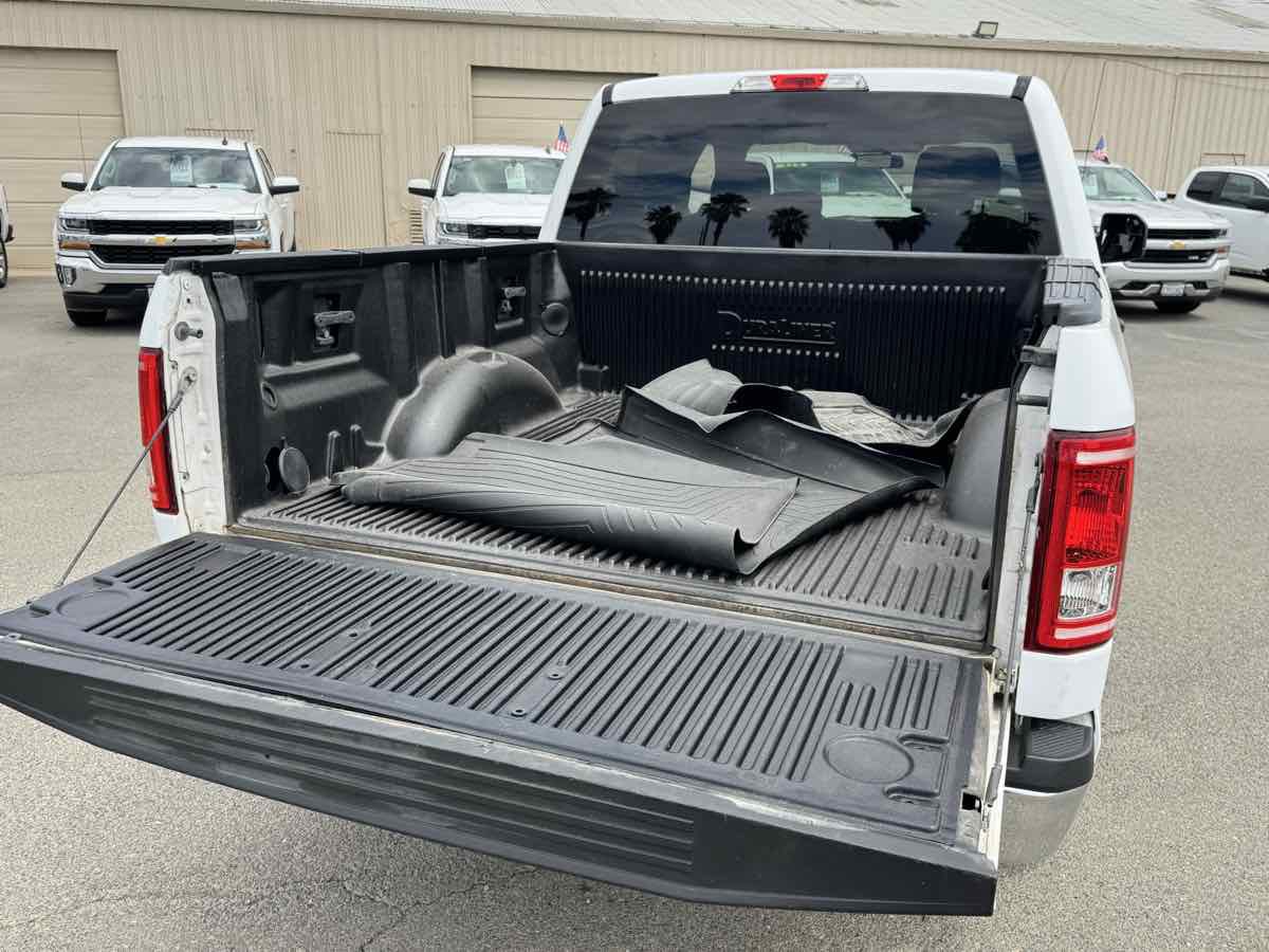 Used 2015 Ford F150 XLT RWD image 9