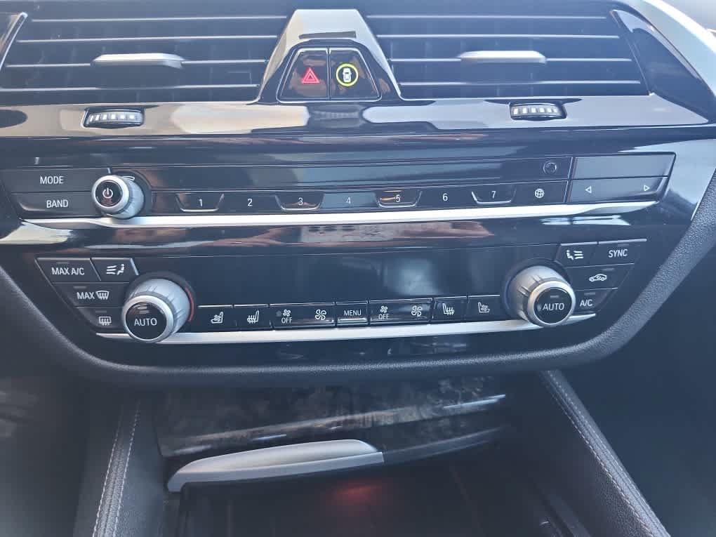 Used 2020 BMW M550i xDrive AWD/4WD image 19