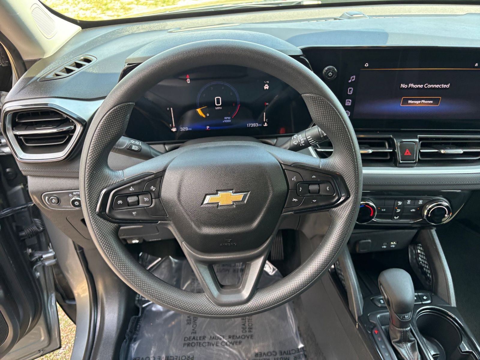 Used 2025 Chevrolet TrailBlazer LT FWD image 29