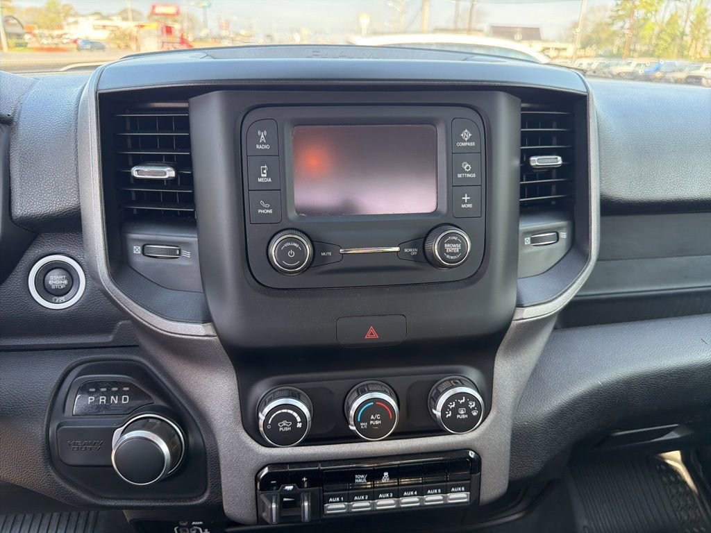 Used 2019 RAM 3500 Tradesman w/ Chrome Appearance Group image 35