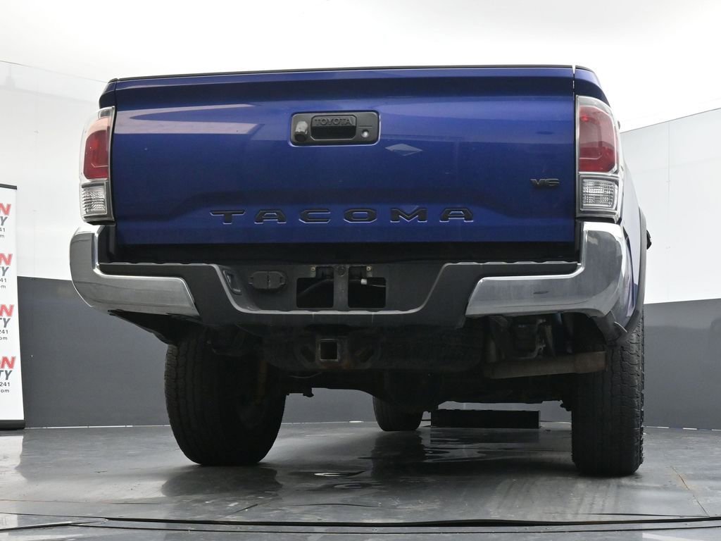 Used 2023 Toyota Tacoma TRD Off-Road image 23