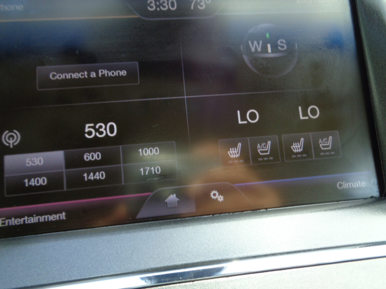 Used 2014 Lincoln MKS Sedan image 23