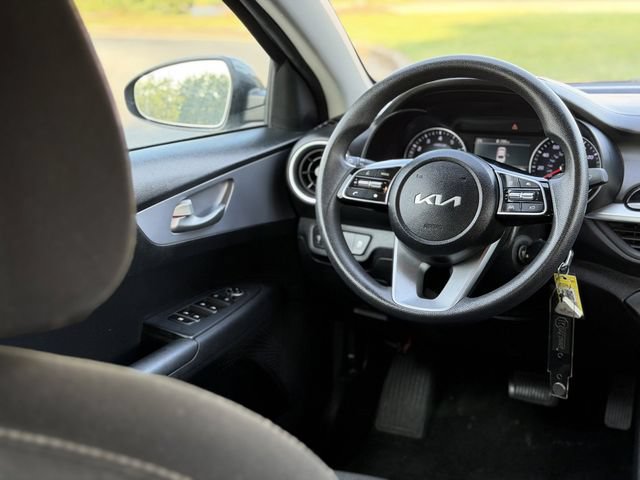 Used 2024 Kia Forte LXS FWD image 33