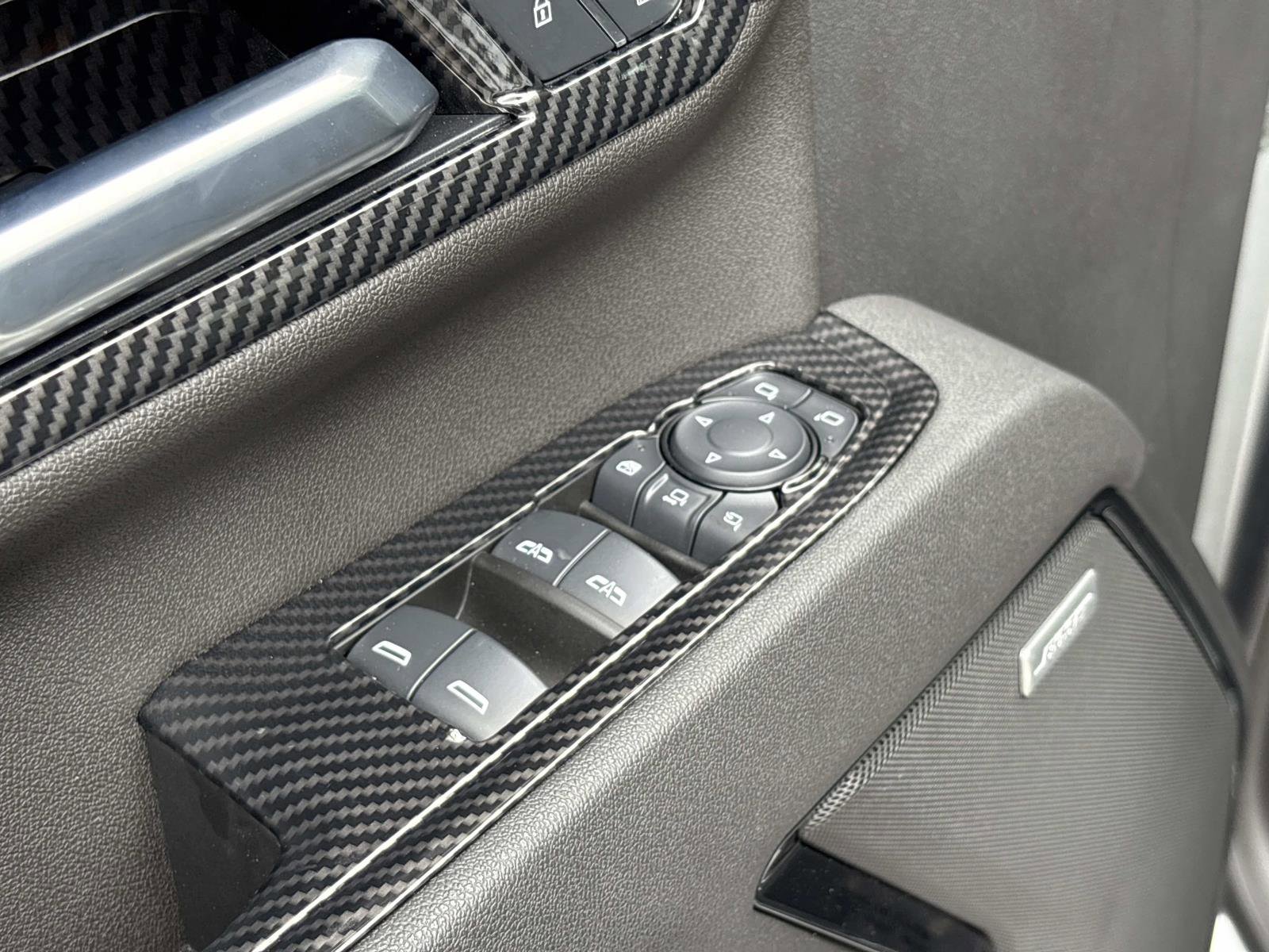 Used 2025 GMC Sierra 2500 AT4 w/ AT4 Premium Plus Package image 15