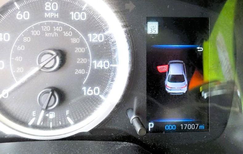 Used 2022 Toyota Corolla LE FWD image 8