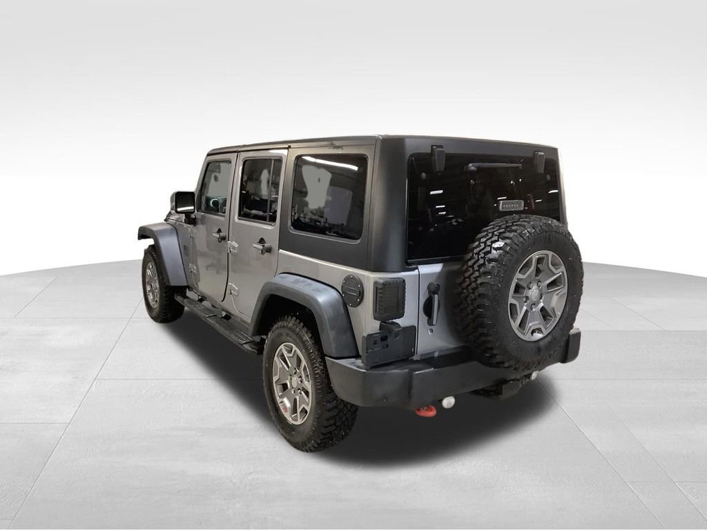 Used 2018 Jeep Wrangler Unlimited Rubicon w/ Connectivity Group AWD/4WD image 8