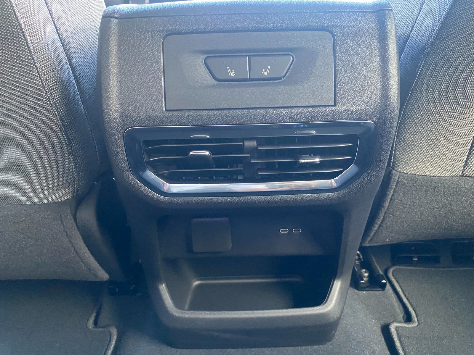 New 2026 GMC Sierra EV Elevation w/ Premium Package image 34