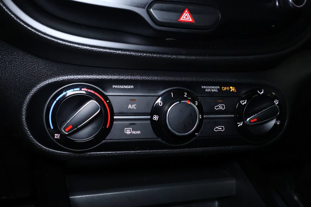 Used 2021 Kia Soul GT-Line FWD image 29
