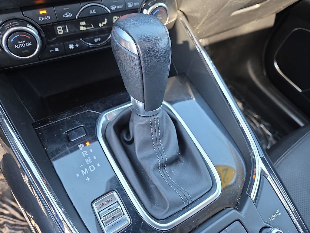 Used 2018 MAZDA CX-9 Touring w/ Touring Premium Package image 16