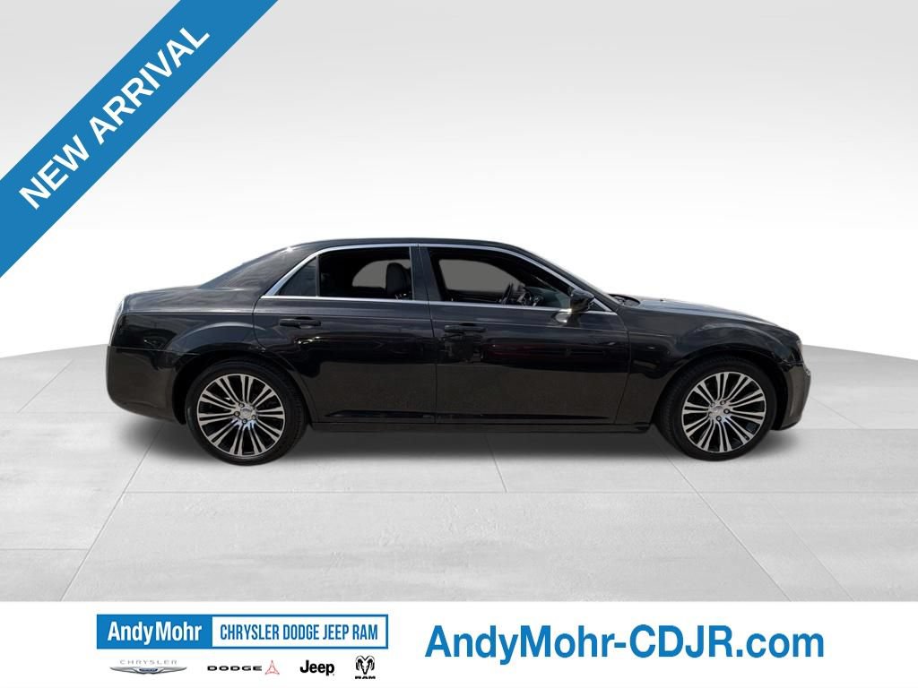 Used 2014 Chrysler 300 S w/ Light Group RWD image 6