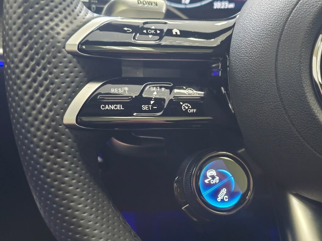 Used 2025 Mercedes-Benz GLC 43 AMG 4MATIC Coupe image 41