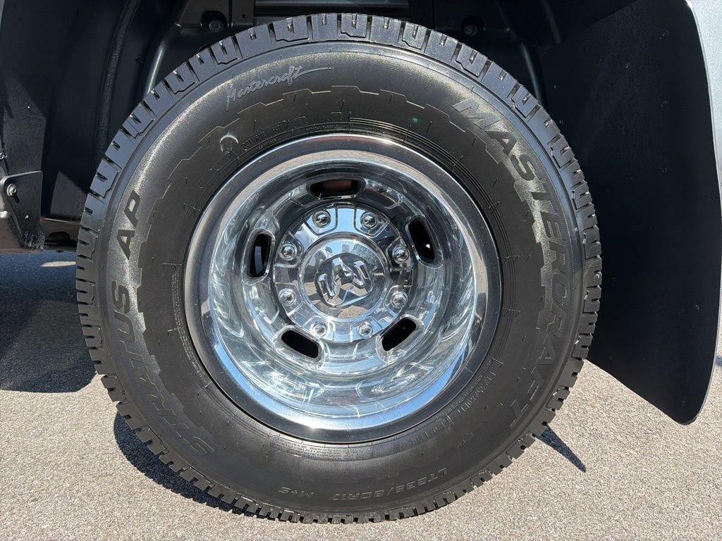 Used 2022 RAM 3500 Tradesman AWD/4WD image 13