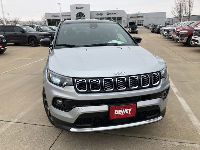 Certified 2025 Jeep Compass Limited image 2