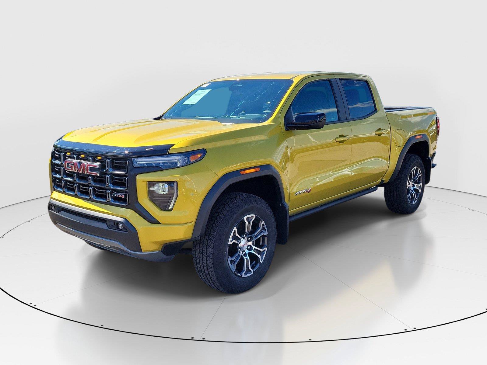 Used 2023 GMC Canyon AT4 AWD/4WD image 2