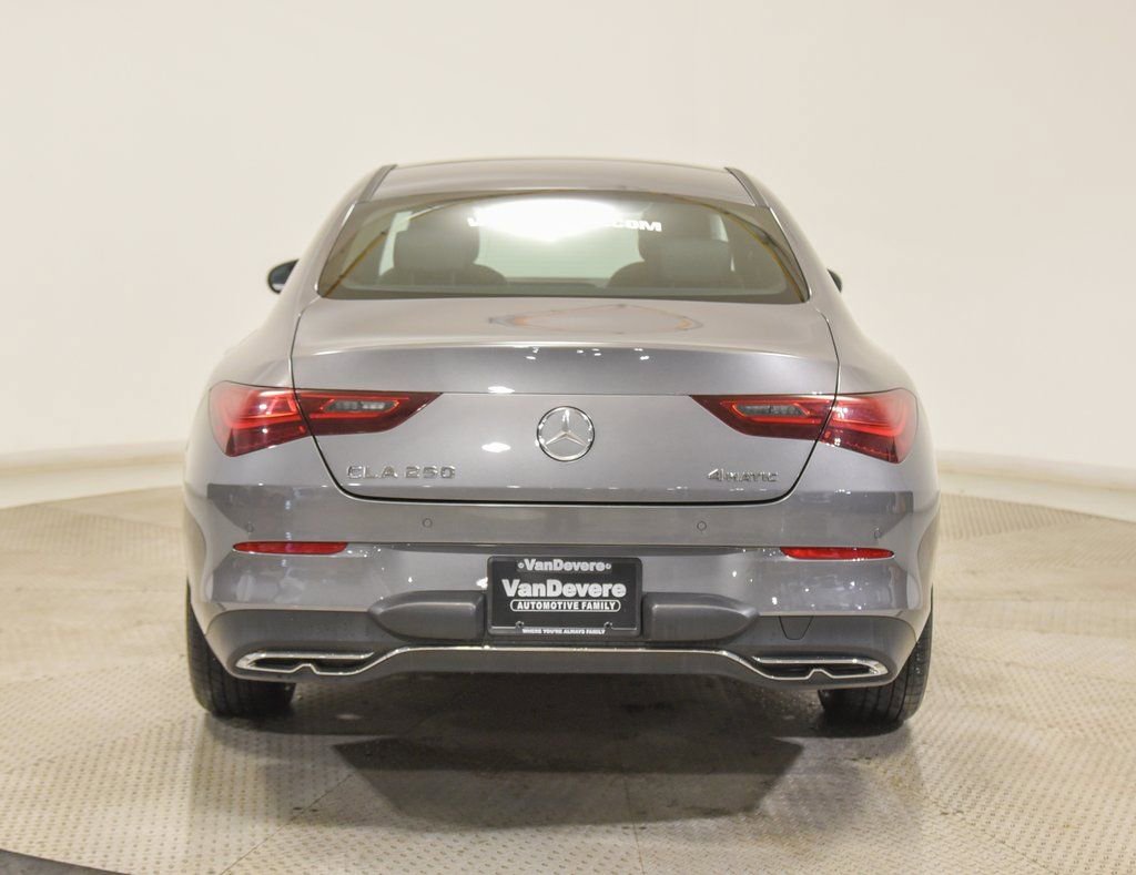 Used 2025 Mercedes-Benz CLA 250 4MATIC image 9