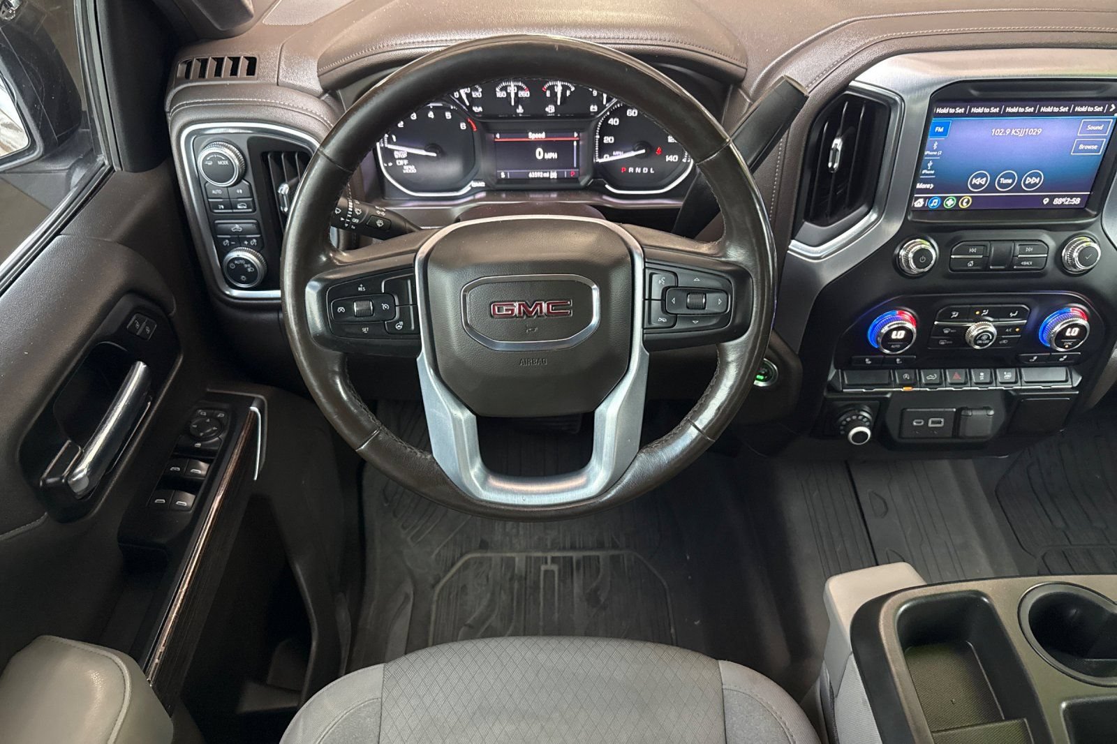 Used 2020 GMC Sierra 1500 SLE w/ SLE Value Package AWD/4WD image 15