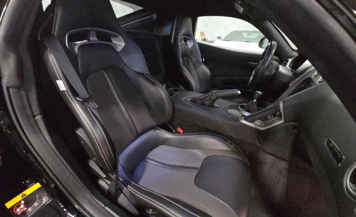 Used 2017 Dodge Viper SRT-10 image 4