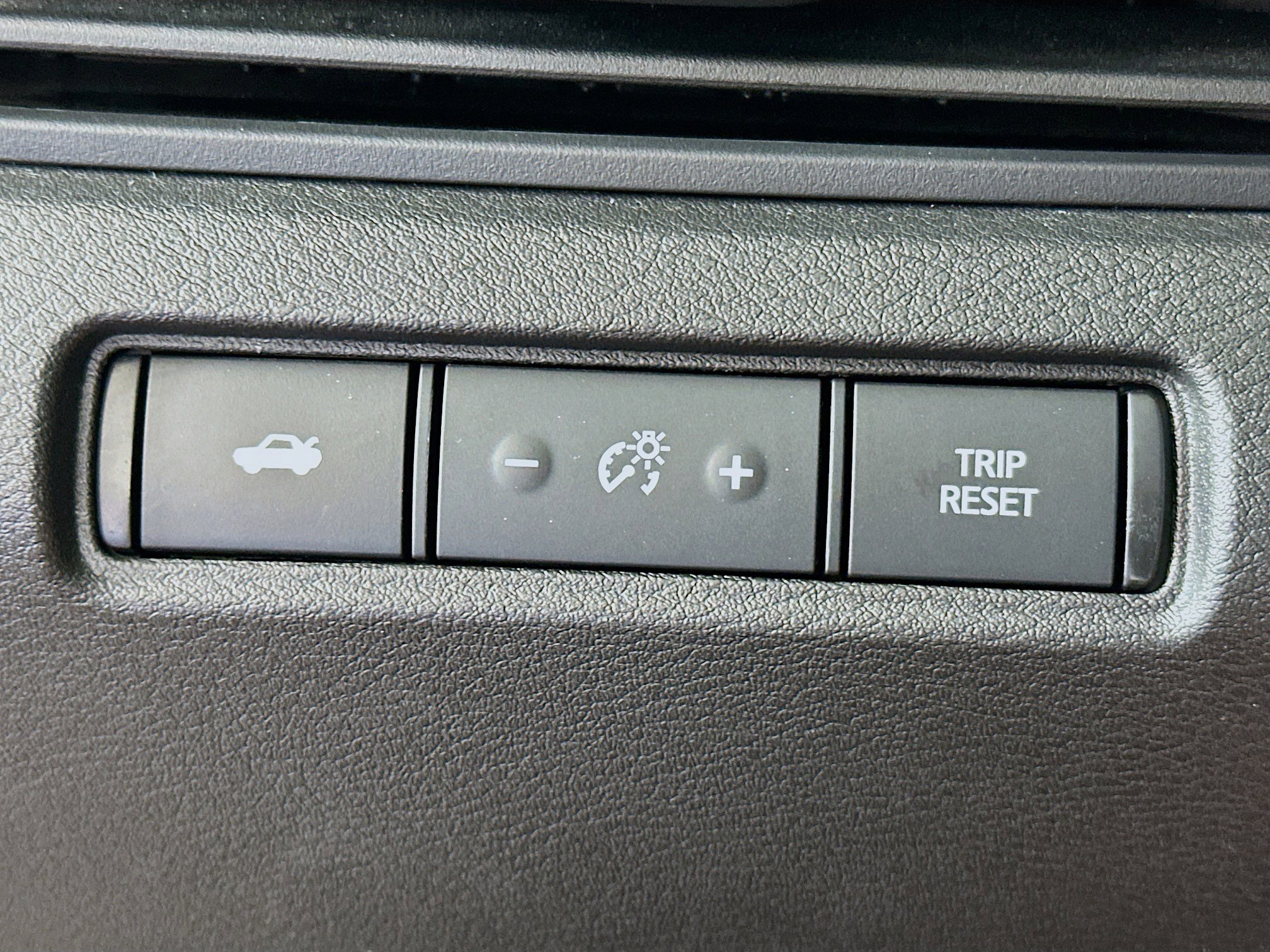 Used 2025 Nissan Altima 2.5 SV FWD image 17