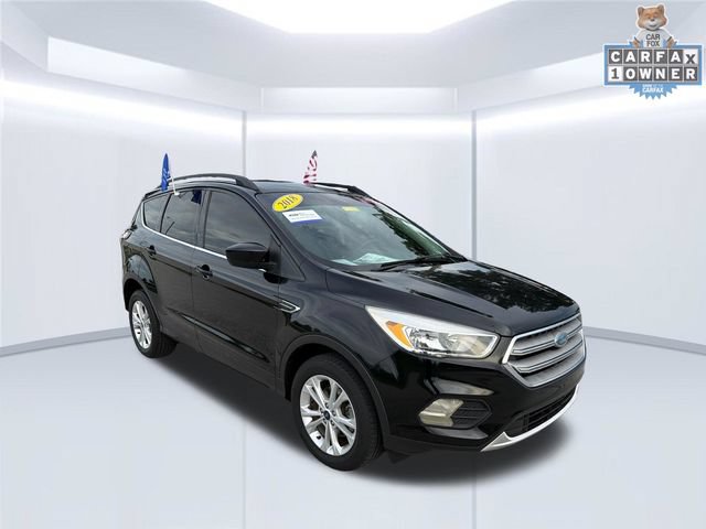 Certified 2018 Ford Escape SE w/ SE Sync 3 Package