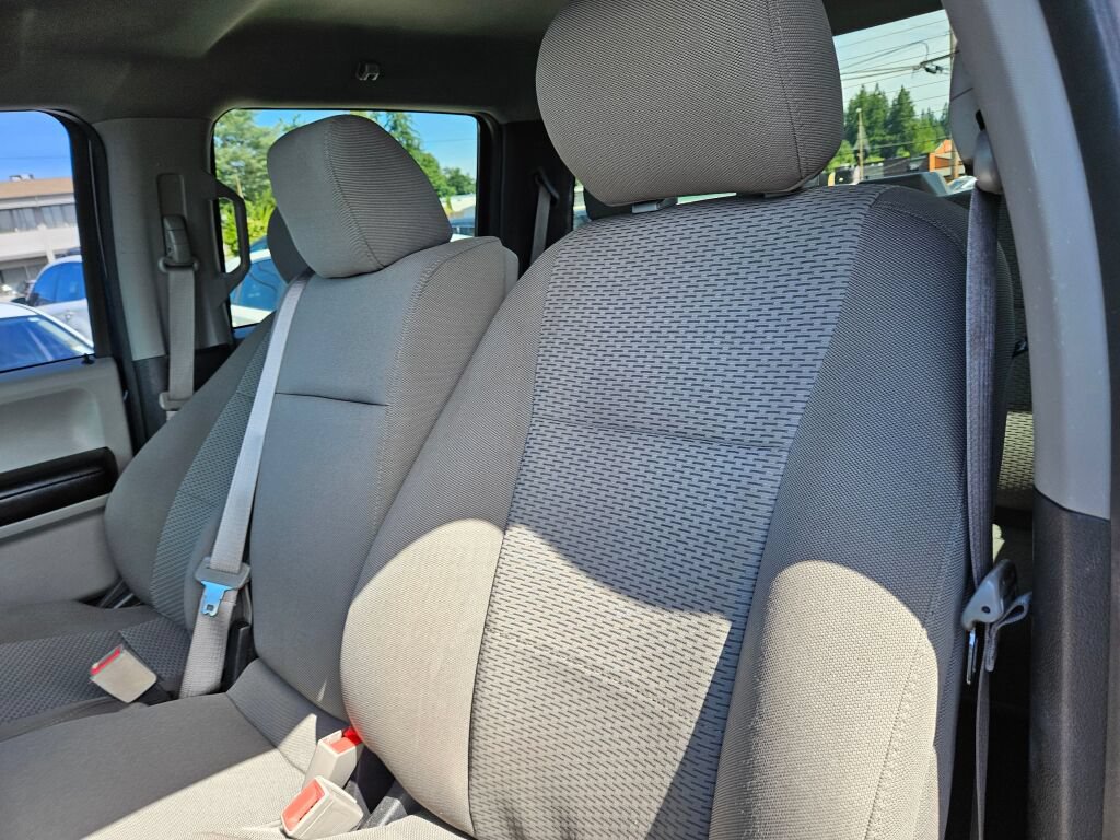 Used 2018 Ford F150 XLT w/ Equipment Group 302A Luxury AWD/4WD image 17