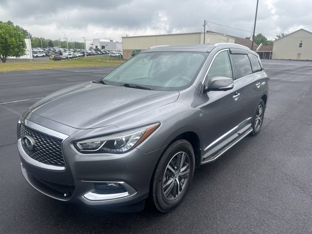 Used 2017 INFINITI QX60 Luxe w/ Premium Plus Package AWD/4WD image 4