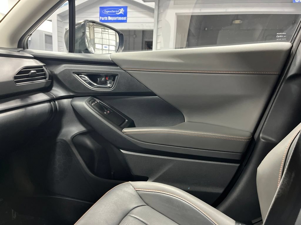 Certified 2024 Subaru Crosstrek 2.5i Limited w/ Crosstrek Mirror Package AWD/4WD image 15