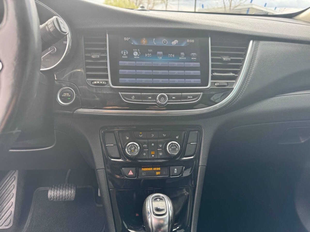 Used 2020 Buick Encore Essence AWD/4WD image 22