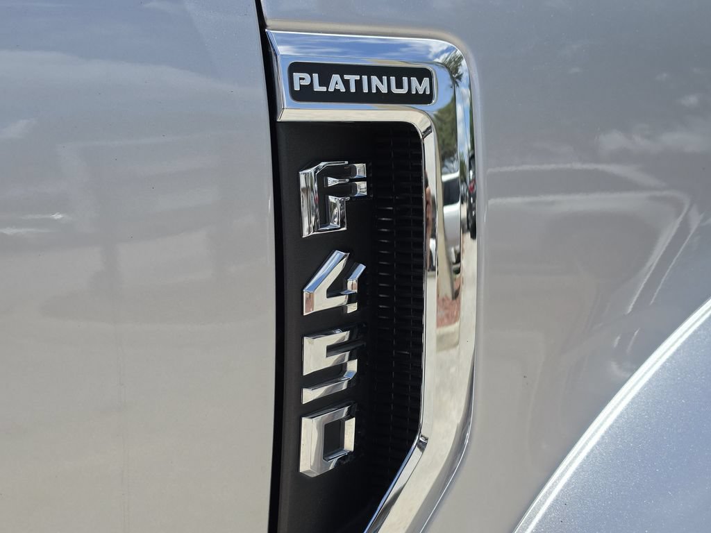 Used 2022 Ford F450 Platinum w/ FX4 Off-Road Package AWD/4WD image 10