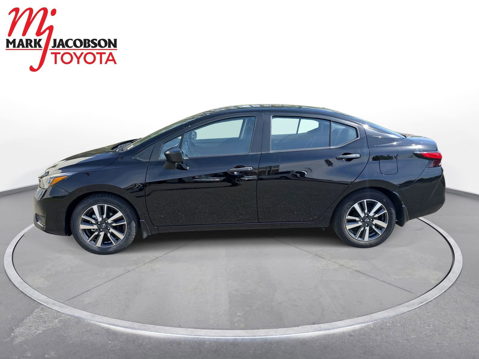 Used 2025 Nissan Versa S w/ S Plus Package image 12