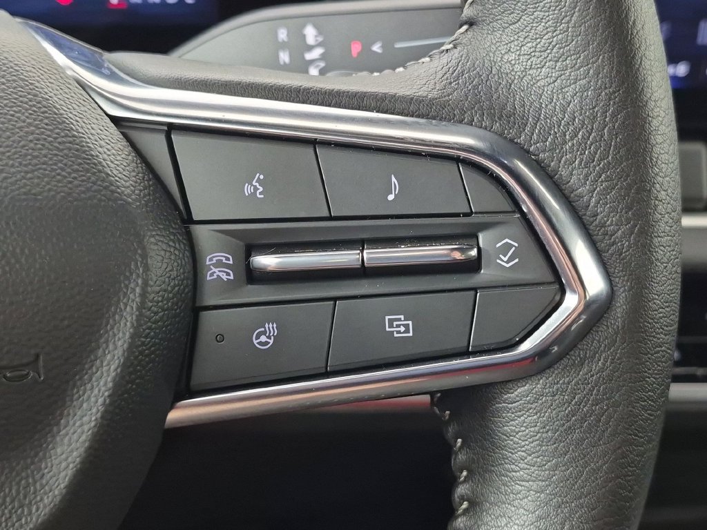 Certified 2026 Chevrolet Equinox LT FWD image 20