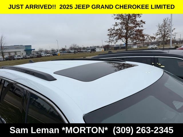 New 2025 Jeep Grand Cherokee L Laredo image 7