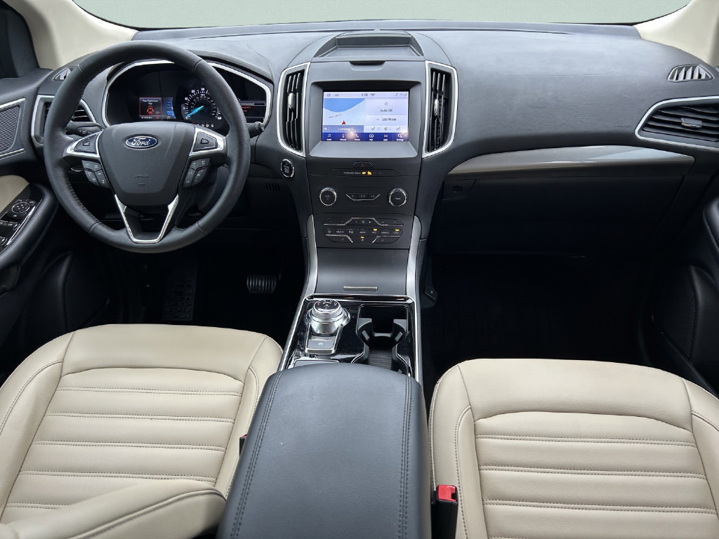 Used 2020 Ford Edge SEL w/ Convenience Package AWD/4WD image 18
