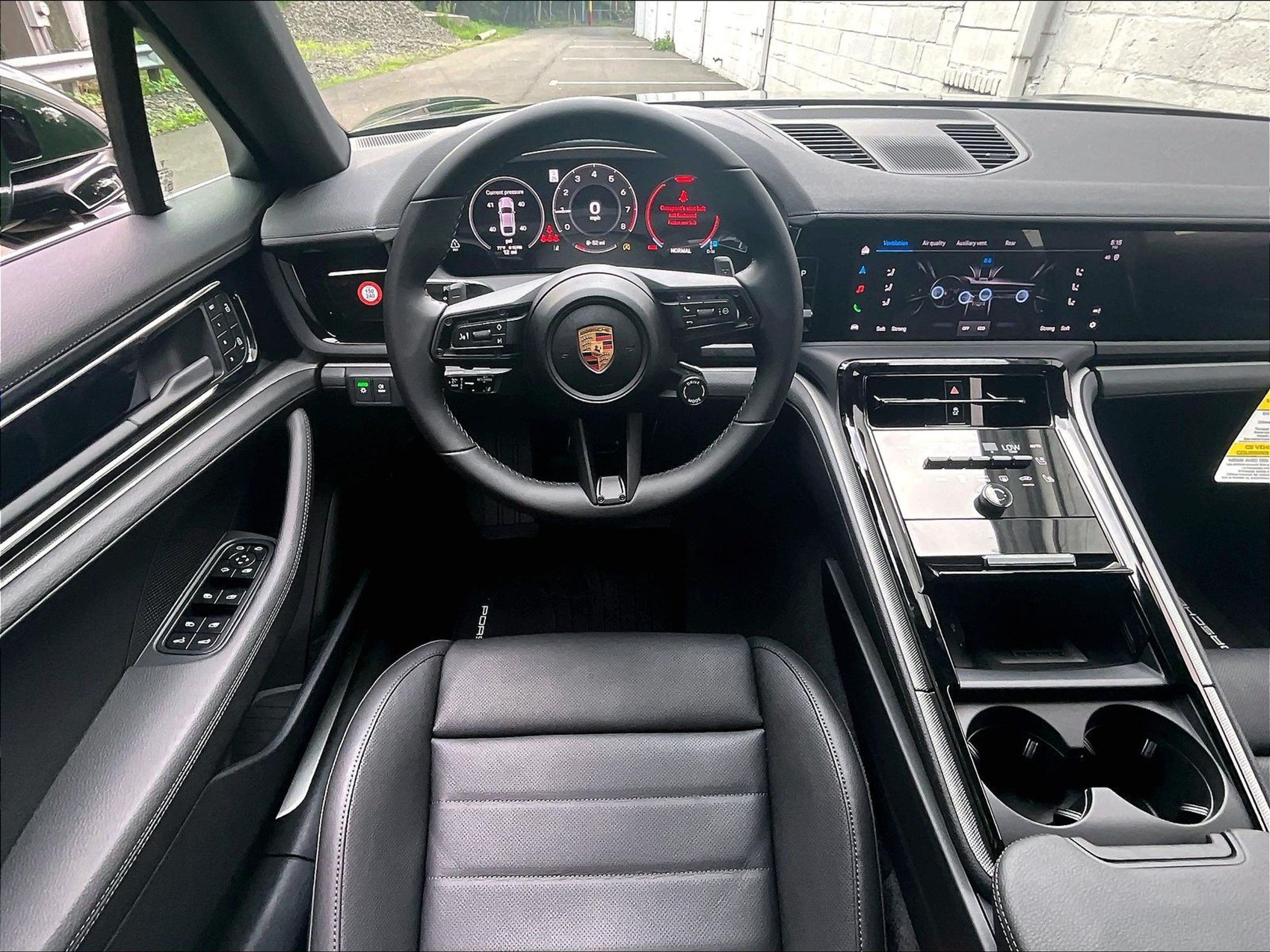 New 2026 Porsche Panamera 4 AWD/4WD image 18