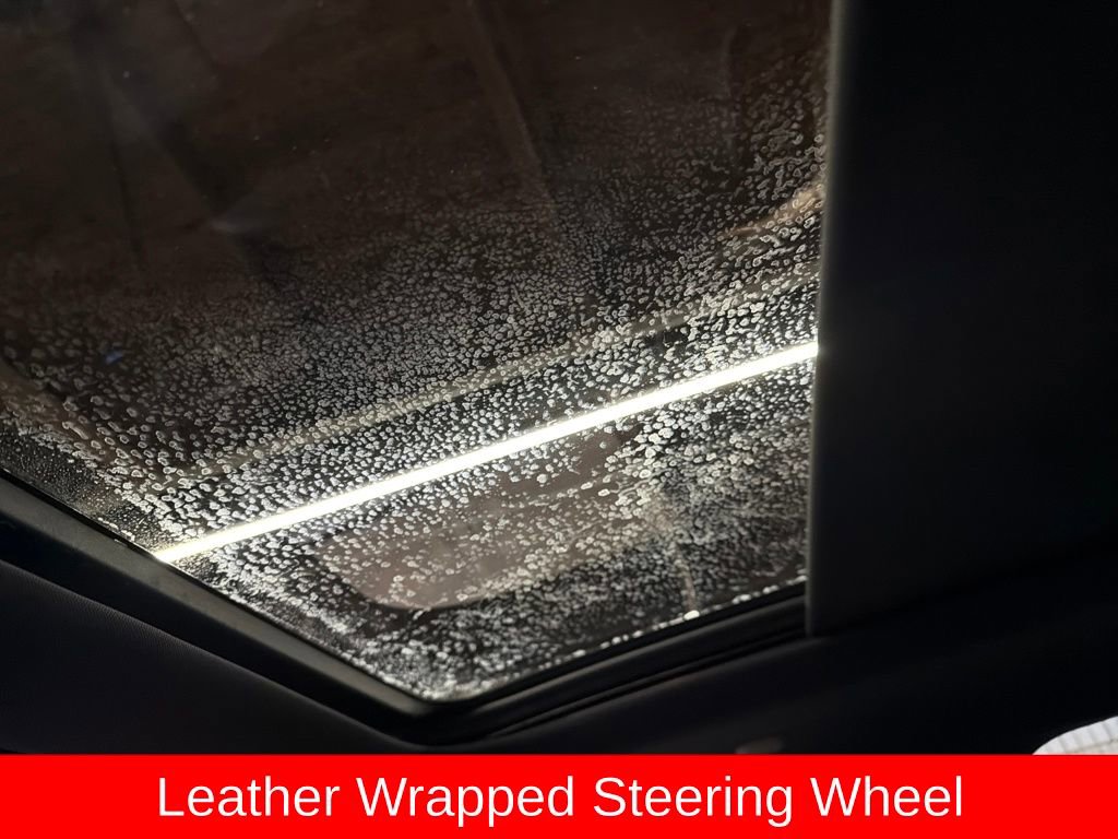 Used 2023 Jeep Grand Cherokee Overland w/ Advanced Protech Group III image 25