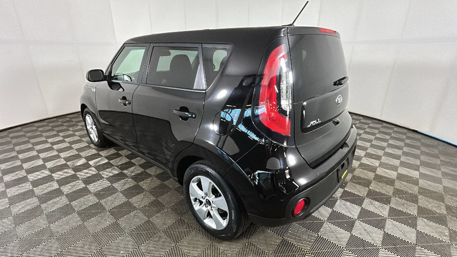 Used 2019 Kia Soul FWD image 5